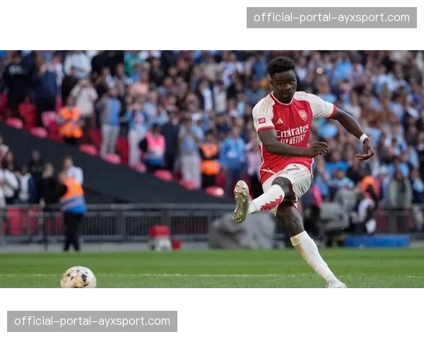 多家媒体曝阿森纳与萨卡就长期续约展开最终谈判