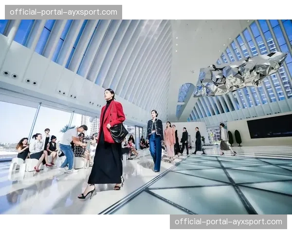 女性参与MMA增长数据:全球武术训练社群扩张与商业价值提升 女性参与MMA增长数据:全球武术训练社群扩张与商业价值提升